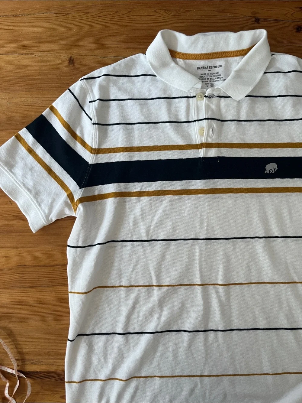 Banana Republic White Polo with Navy & Gold Stripes, sz M